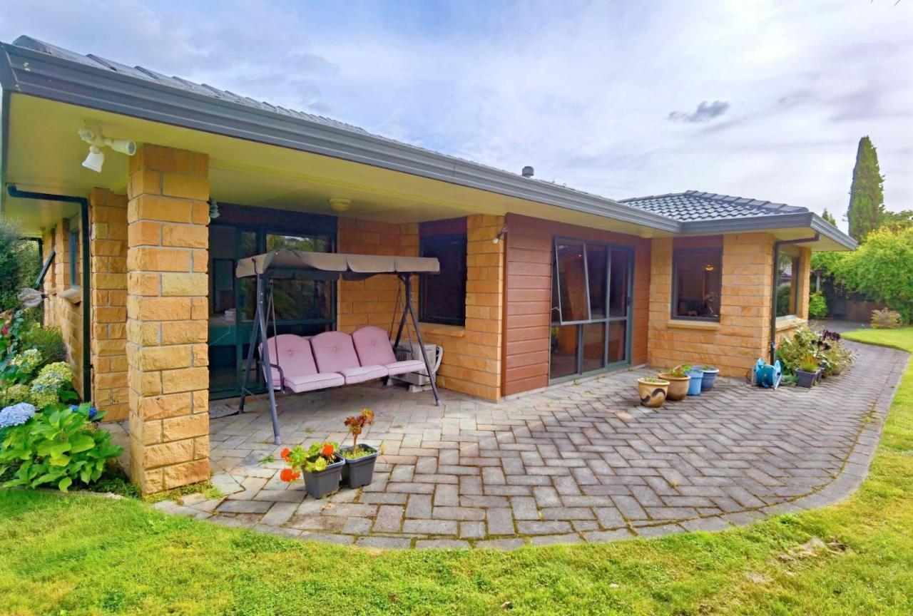 Tranquil Stream Villa Rotorua Exterior foto